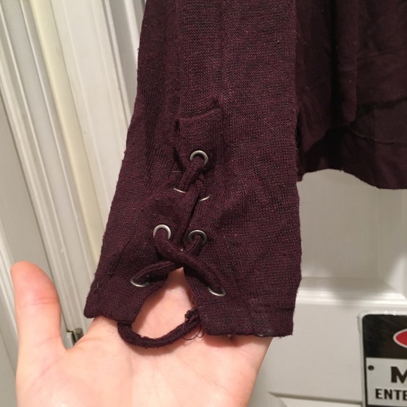 Purple top - Picture 2 of 5